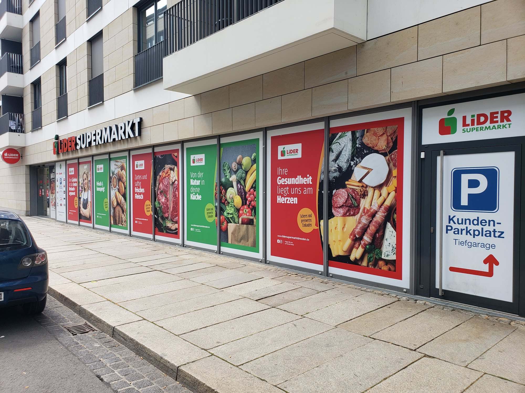 Lider Supermarkt: Schaufensterbeklebung